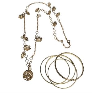 Gold Floral/Leaves Necklace and Bangle Set Costume Jewerly